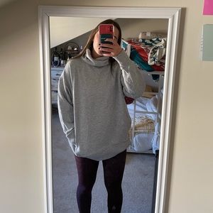 Aerie pullover hoodie w pockets